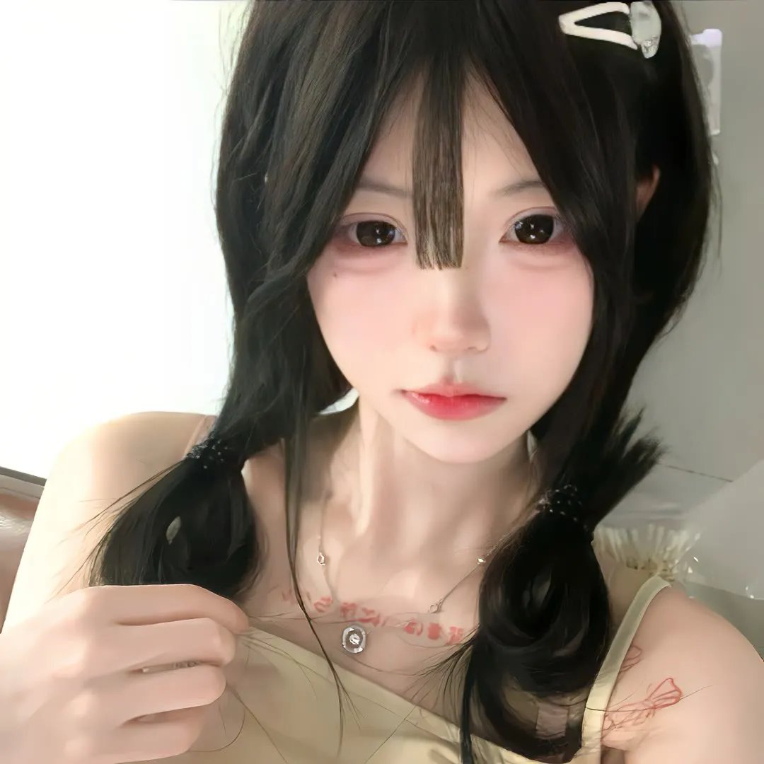 她和她的恋爱小动作